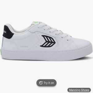 Cariuma White and Black Women's Sneakers